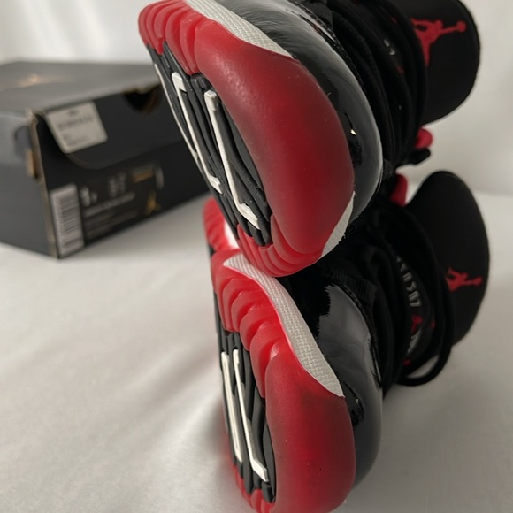 Boys 11 Retro Low BP size 1Y - Picture 10 of 11